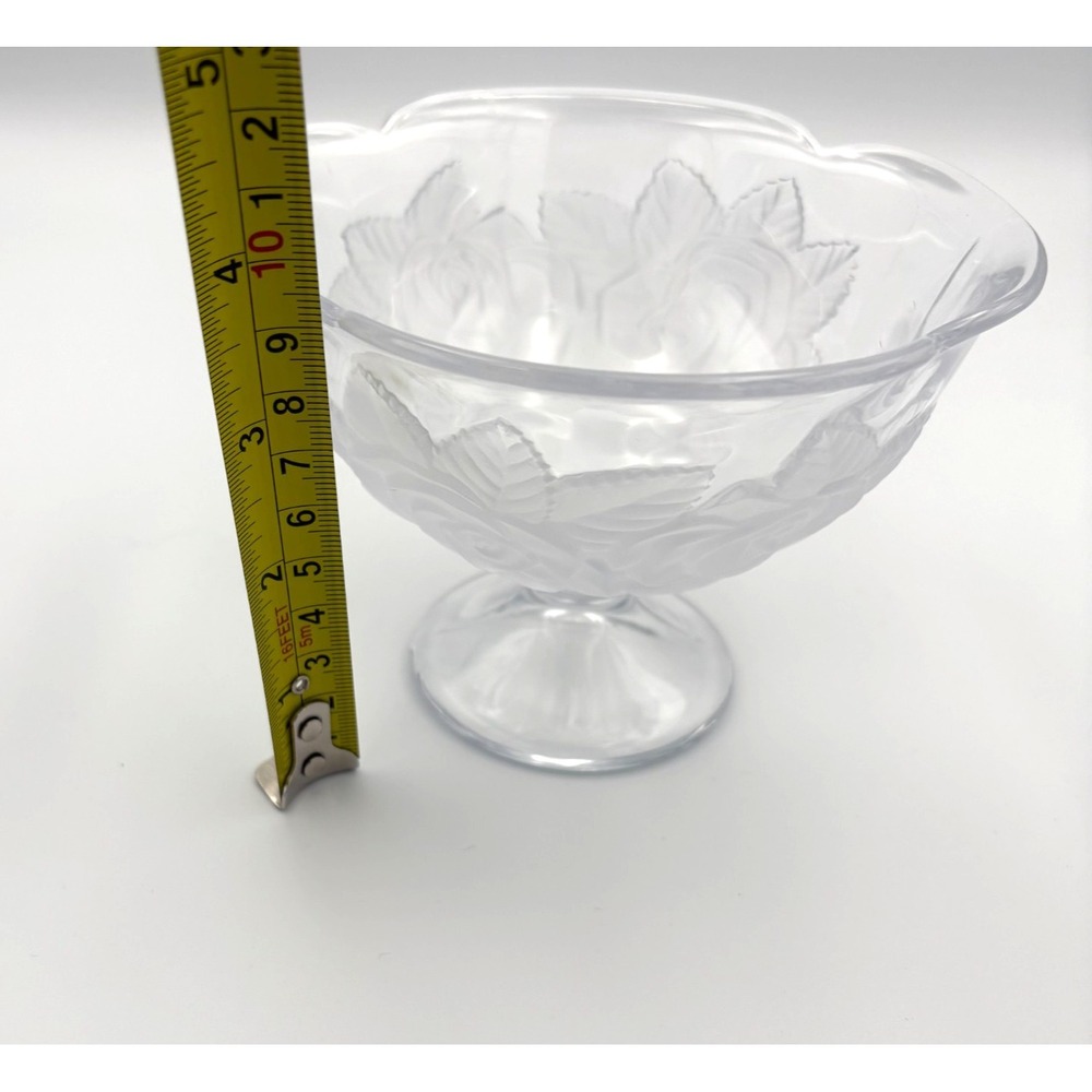 Vintage Mikasa Winter Rose Frosted Crystal‎ Pedestal Bowls, Set of 3 - Picture 9 of 9